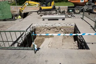Halladas varias estructuras arqueológicas en las obras de la calle San Pablo | Jesús Formigo (ICAL)