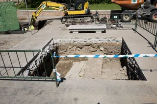 Halladas varias estructuras arqueológicas en las obras de la calle San Pablo | Jesús Formigo (ICAL)