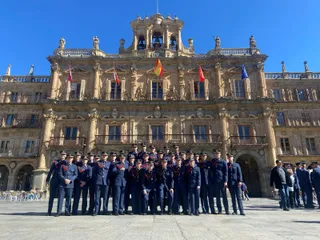 Carlos García Carbayo, entrega la distinción de Huéspedes Distinguidos a la 75ª promoción de la Academia General del Aire y la 32ª promoción de la Academia Básica del Aire