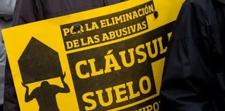 Denuncias por coacciones de los bancos sobre la devolución de la cláusula suelo