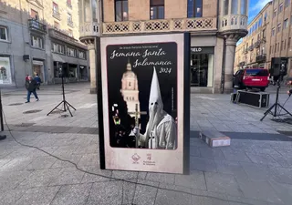 Exposición 'Historia de nuestras cofradías, hermandades y congregaciones' en la plaza del Liceo
