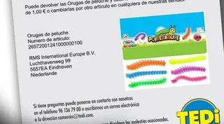 Retiran de la venta estas orugas de peluche vendidas en Tedi por “riesgo de asfixia”. Foto Tedi | @FACUA