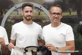 Gorka Etxeberría junto a Carlos Quintana
