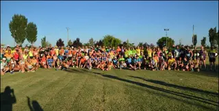 Participantes en la XIV carrera popular de Villoruela
