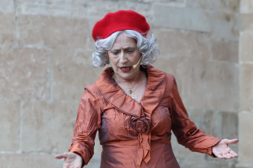 Plazas y Patios. Obra en homenaje a Carmen Martín Gaite