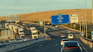 Retenciones y tráfico lento en la circunvalación de Salamanca