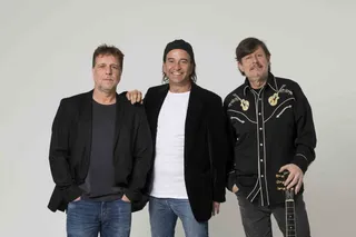 Los Secretos, Taburete, María del Monte, Miguel Rellán, Secun de la Rosa... música, teatro y exposiciones en la programación cultural de Salamanca durante el mes de abril