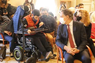 Carlos García Carbayo, recibe a las asociaciones incluidas en la Mesa de Promoción de la Salud en Discapacidad Intelectual y Salud Mental.