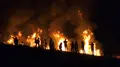 El incendio de Veguellina arrasa 1.330 hectáreas y mantiene desalojados tres pueblos del Bierzo
