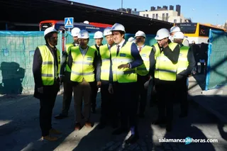 Suárez quiñones, mañueco y Carbayo visitan las obras de la estación de autobuses (28)