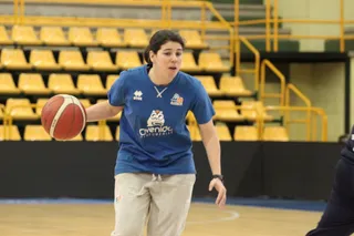 Raquel Romo, en un entrenamiento con Perfumerías Avenida | FOTO SALAMANCA24HORAS.COM
