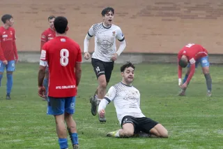 Javi Moríñigo celebra un gol con el Ciudad Rodrigo | FOTO SALAMANCA24HORAS.COM