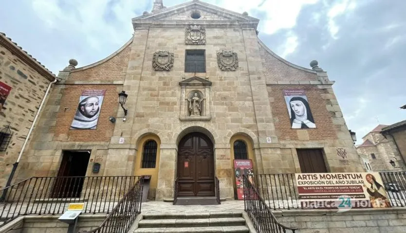 Exposición Artis Momentun