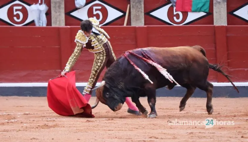 Corrida de Garcigrande: momentos más destacados del cuarto festejo de abono de la Feria Taurina Virgen de la Vega 2024. Fotos Andrea M.