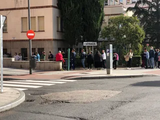 Largas colas en el Centro de San Juan