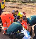 La rápida actuación de la Guardia Civil y los servicios sanitarios permite evacuar en helicóptero a un vecino de Nava de Francia