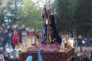 “Nazareno Chico”, imagen de vestir que representa a Jesús con la cruz a cuestas y que pertenece a la Cofradía de la Vera Cruz. | S24H