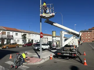 Obras en el nuevo aparcamiento de la plaza del Maestro Luna