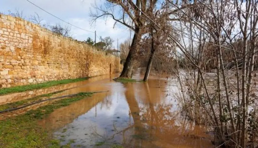 Crecida del río Duero a su paso por Soria capital. Foto Concha Ortega ICAL (3)