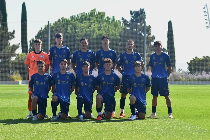 Once titular de Unionistas de División de Honor en Valdebebas