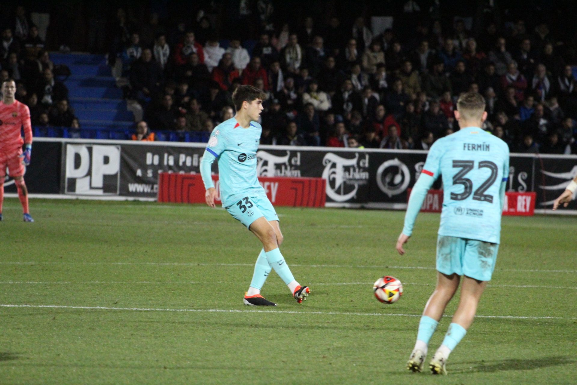 Pau Cubarsí En Su Debut Con El Fc Barcelona
