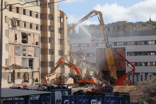 Demolición Hospital Clínico. Fotos Andrea M.