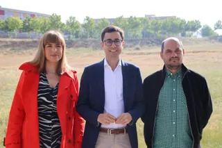 José Luis Mateos, María Sánchez y Chema Collados durante la campaña electoral