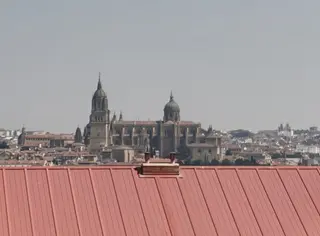 Catedral de Salamanca en una foto de archivo del verano