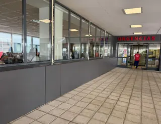 El área de Urgencias del hospital de Salamanca ya luce una nueva sala de espera