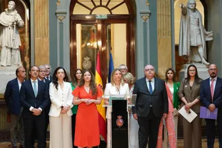 La portavoz del PP en el Senado, Alicia García, junto a consejeros autonómicos de Sanidad, en el Senado. - PP