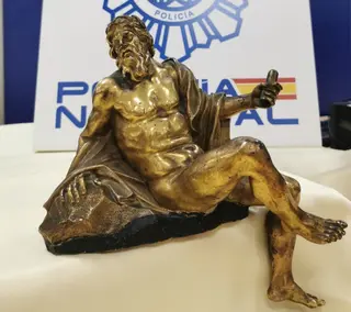 Patrimonio Nacional recupera una valiosa escultura. Foto Policía Nacional