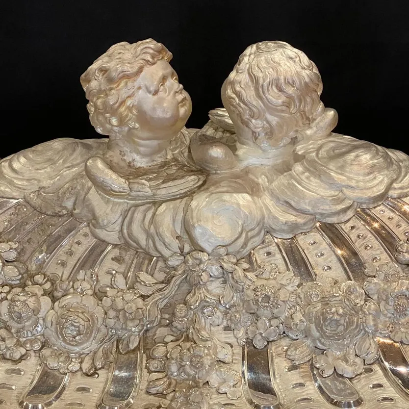 Restauración de la urna de plata de Santa Teresa de Jesús