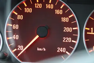 velocidad coche motor (2)