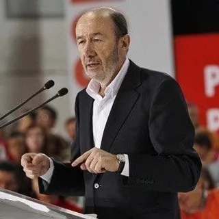 Rubalcaba pide "un Partido Socialista fuerte" que garantice los derechos de los ciudadanos