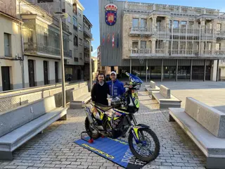 Salida virtual al Dakar de Lorenzo Santolino en Guijuelo