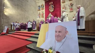 Eucaristía en honor al papa Francisco. Fotos Andrea M.
