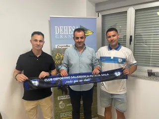 Dani Montes, en su presentación con el Salamanca FS | FOTO SALAMANCA FÚTBOL SALA