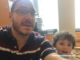 Ignacio Galán con su hijo