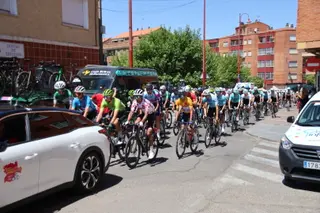 Salida tercera etapa vuelta castilla y león