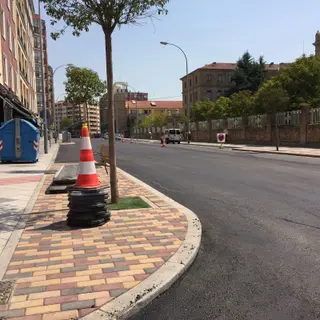Asfaltado del paseo de San Antonio