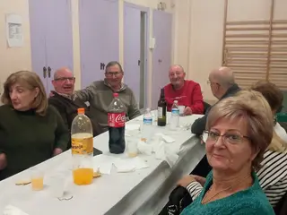 Merienda de los mayores en El Encinar. Foyos: Ayuntamiento de Terradillos