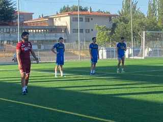 Ramiro Mayor, Farru y Mikel Serrano, en un entrenamiento de Unionistas | FOTO SALAMANCA24HORAS.COM