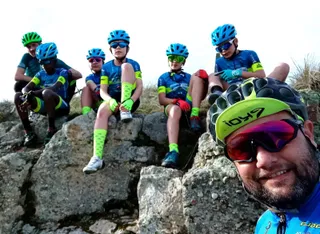 La Escuela de Ciclismo Salmantina se desplaza hasta Navaluenga para disputar el II Trofeo Franciso Mancebo de BTT