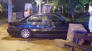 Accidente contra el muro del Cuartel de Ingenieros