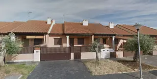 Chalet a subasta en La Rad