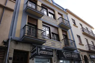 Edificios dedicados o que se dedicarán en su totalidad a pisos turísticos en Salamanca