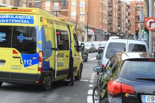 Ambulancia Policía Local carretera Ledesma (1)