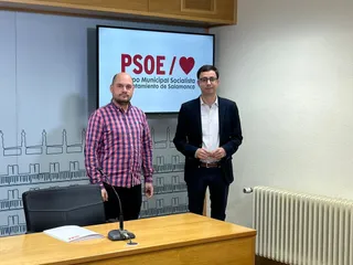 José Luis Mateos y Chema Collados, en la sala de prensa del Ayuntamiento