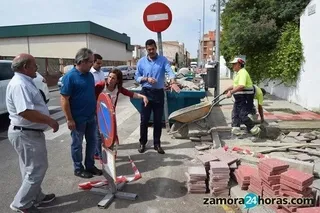 Los trabajadores de los planes de empleo arreglan 50 calles en dos meses
