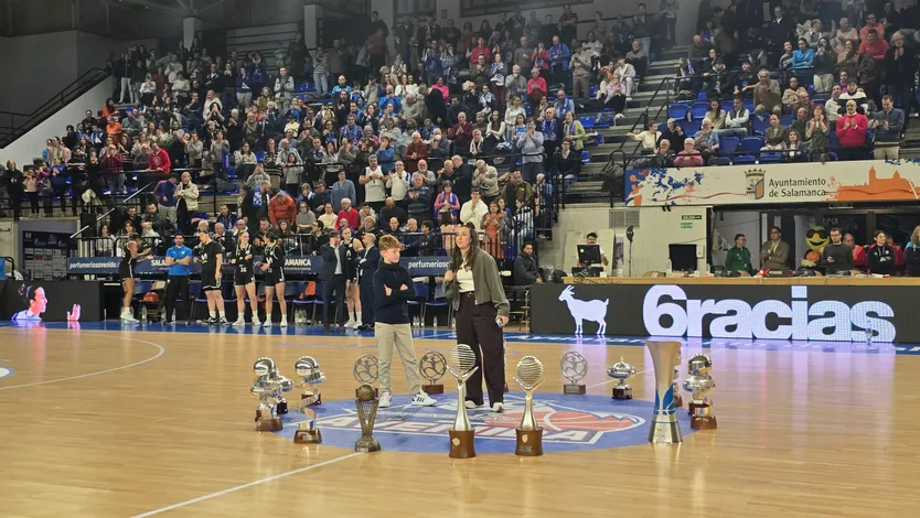 Perfumerías Avenida – Estudiantes
